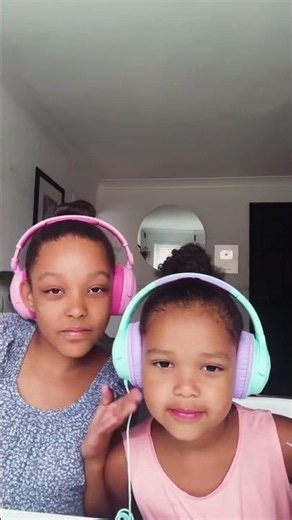 Unboxing our cute headphones!