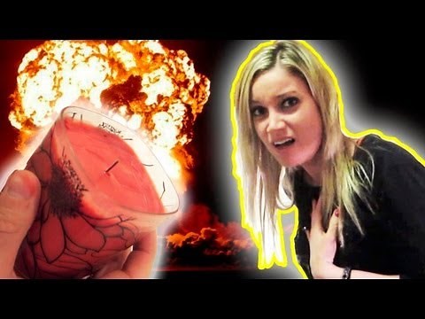 FIRECRACKER CANDLE PRANK