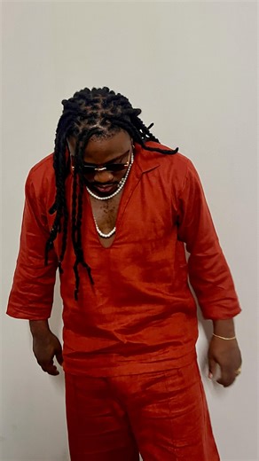 EL REY DEL ALETEO 👑 on Instagram: "Para mí fue, sin duda, todo un placer haber participado en la lectura del Bando 2026. 🎭✨ Este sábado 17 de enero, en el Estadio Romelio Martínez, oficialmente arrancó el Carnaval de Barranquilla. 🥁🎉🔥 #elRugal"