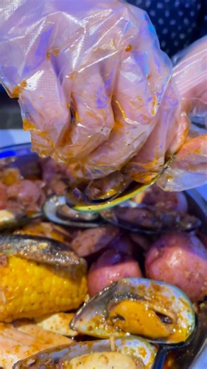 3.3K views · 17 reactions | You know... everything would be better with a seafood boil. Share this post if you agree and stop by our location! #Redcrabjuicyseafood #seafoodboils #Seafoodies | Red Crab - Juicy Seafood | Facebook