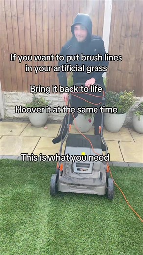 Best thing I’ve ever bought @Vonhaus #artificial #grass #hoover #brush #mower