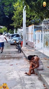 Fake Dog Bite Prank #scareprank #scarecam #scared #scarytiktoks #for #foryou #funny #funnyvideos #funnytiktok #funnymemes #hahaha #pranks #prank #scare | Virall Pranks