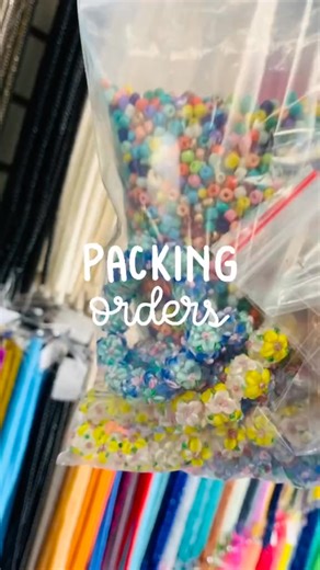 1.5K views | Love this order What’s in the bag #beadshop #beadedjewelry #seedbeads #seedbeadsjewelry #seedbead #flowerbeads #goldfilledjewelry #chainsforsale #beadsforsale #charmsforsale #jewelryforsale #wholesalebeads #wholesalejewelry #packingorders | Thebeadbazaar | Facebook