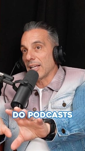 Sebastian Maniscalco Makes Howie Mandel’s Daughter Storm Off Podcast | Howie Mandel Does Stuff