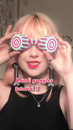 Please share with your kandi making friends! struggled immensely with the voiceover if you couldn’t tell #fyp #foryou #kandikid #kandi #kandigoggles #kanditutorial #scene #scenecore #scenekid #alternative #alt