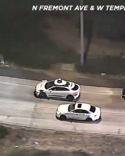 Car Switch Escape Fails | 105 Freeway Chase Ends Fast