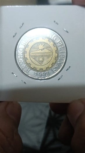 I've Been Searching for this coin for a Very Long Time! The Rev Die 3a Ten Peso Coin BSP Frequency 1.1 Percent according to Numista Catalog Official Website. Composition: Bimetallic Aluminum-Bronze Center, Copper Nickel Ring; thickness 2.14mm, Edge: Reeded & Smooth Section, Diameter: 26.5mm Weight 8.7g Netizen this is Numismatics! #rarecoins #numismatics #numismatist #coincollector | Giovanni Adlao Ditona