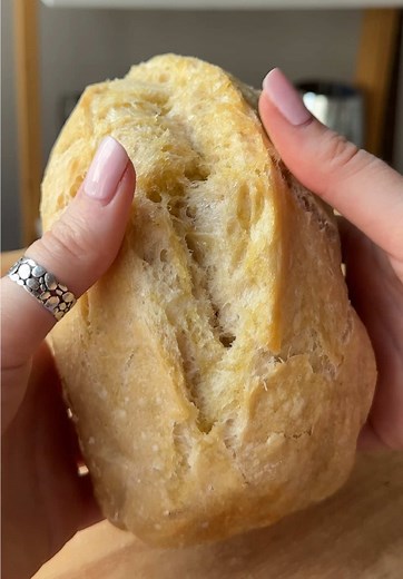 4 Ingredient Artisan Bread Recipe for Beginners