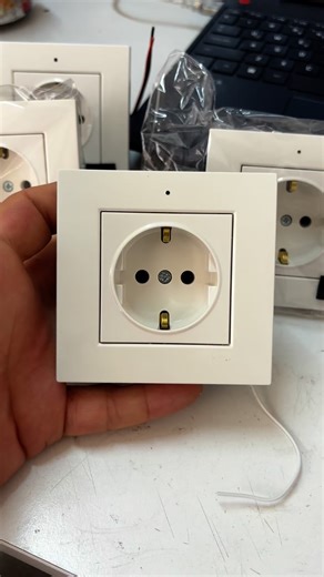 #gizliseskayıt #gizlikamera | Sıva altı görünümlü gizli kamera uzaktan izlenebilir uygulama üzerinden kontrol edilebilir 128 GB hafıza kartı destekler 15 gün kayıt... | Instagram