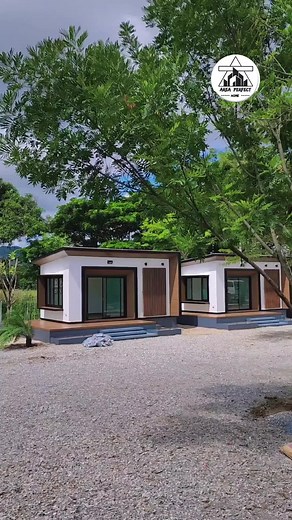 บ้านน็อคดาวน์และบ้านพักรีสอร์ท