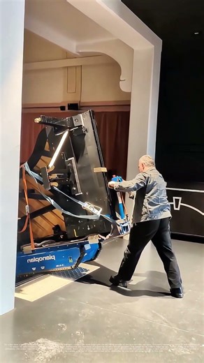 Maneuvering Majesty: How Piano Movers Master the Art of Precision