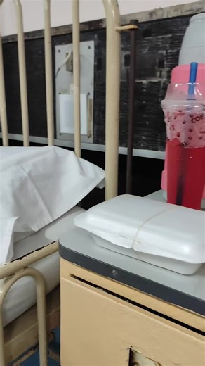 Cepat sembuh anak ibu🥺Punca adik masuk hospital sebab sembelit dh 2 bulan . Bila x-ray nampak ketulan najis banyak sgt smpai kena tahan wad.Saluran usus jadi slow adik susah nak mmbuang.Tiap kali nak mmbuang masukkan ubat ikut pungg*ng.Berat bdan turun banyak sbb xbrpe mkan😔😔 #fyp #hsnz #keishakayden