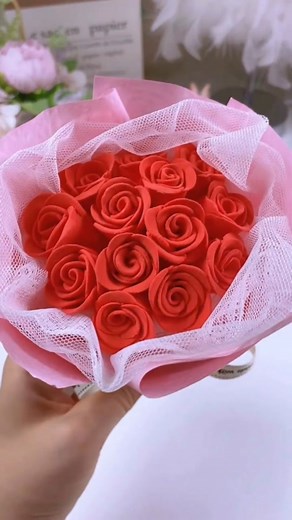 DIY bouquets of roses#handmade #foryou#handmadewithlove #easydiys #diygift #creativhandmade