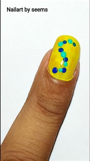 Easy simple nailart design at home #simplenails #nails #naildesign #nailart #shorts