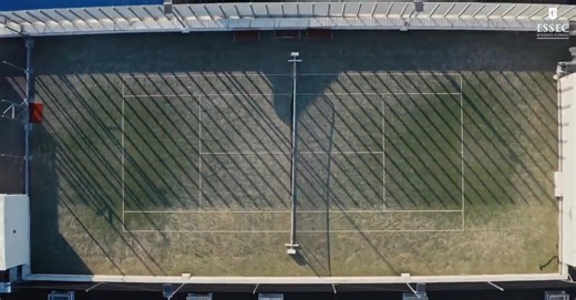 🔵 ÉCOLE | L'ESSEC Business School va inaugurer aujourd'hui son campus Nouvelle Génération ! Une transformation profonde pour accompagner ses ambitions et sa vision. Un nouveau tournant dans son histoire, cinq décennies après son déménagement à Cergy. « Conçu comme un centre d’intelligence collective, le campus Nouvelle Génération de l’ESSEC est un lieu entièrement pensé pour nos étudiants, où innovation, transdisciplinarité et ouverture sur le monde s’incarnent au quotidien » 🗣️ Vincenzo Vinzi