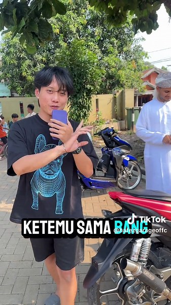 Sold 2 motor sekaligus dikirim ke cileungsi bogor ,Yg Mau Diantar Khusus Jabodetabek saja ya guys (Jakarta,Bogor,Depok,Tangerang,Bekasi) diluar jabodetabek hanya bisa dikirim pakai Cargo #aerox155 #aeroxmodifikasi #vario125 #variomodifikasi #jualbelimotorsecond
