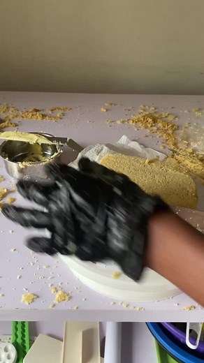 little tutorial on how I made the Bible cake…hope someone finds this helpful ….. #tophascakesnmore #biblecake #fyp #viraltiktok #viralvideo