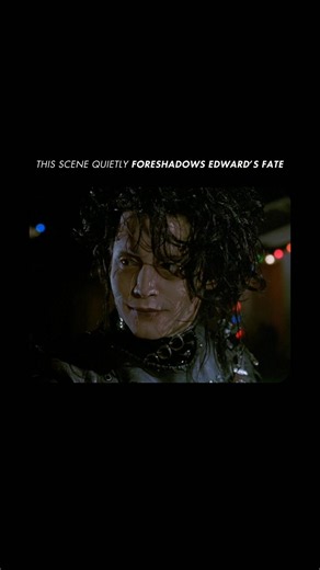 This scene quietly foreshadows Edward’s fate.|🎬: Edward Scissorhands (1990)|