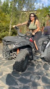 Sigue @aqui_andando 📍 Si estás en Jarabacoa y quieres vivir una experiencia llena de adrenalina, naturaleza y paisajes inolvidables, te recomiendo estos dos lugares para disfrutar de four wheels, buggies y los mejores tours de la zona. @buggy_downjarabacoa @4x4salvajeoffroad Nada como sentir la libertad en la montaña con buena compañía y aventura asegurada. 🌿🏞️🔥 Jarabacoa tiene mucho que ofrecer… ¡y tú tienes que vivirlo! #aventura #buggies #jarabacoa #turismodr #republicadominicana #cuatrim