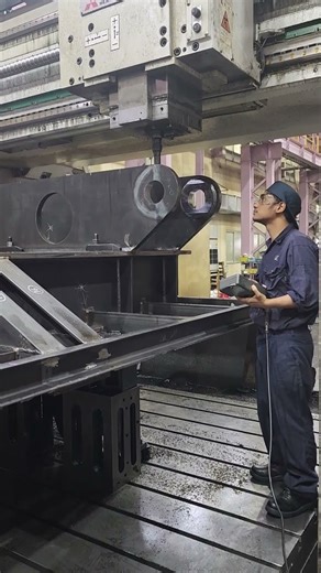 Measuring distance using edge finder