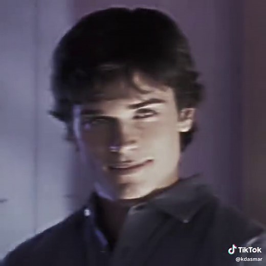 This man in every season >>> #fyp #fypシ #viral #edits #tomwelling #clarkkent #smallville #xyzbca #foryou #2000s