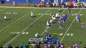 Stefon Diggs picks up 21 yards on deep curl route