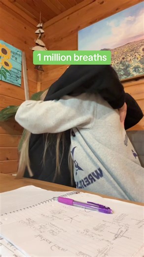 Heartwarming Best Friend Moments That Make You Laugh