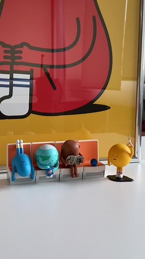 Unboxing Sticky Monster Lab Pop Mart Art Toys at Mall Surabaya