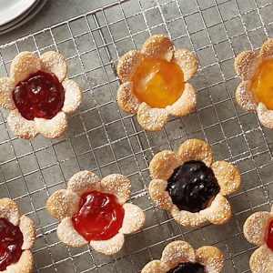 288 reactions · 142 shares | Spring has sprung, and so has this adorable dessert idea!  Using a Pillsbury Pie Crust base and your favorite fruit jams, this cute crowd-pleaser is easy to make ready for baking in just 25 minutes of prep. https://www.pillsbury.com/recipes/mini-cream-cheese-jam-flower-tarts/4efedbd9-99a8-486b-87c6-1d672a600e10?utm_source=facebook&utm_medium=social_organic&utm_campaign=recipe&mktgimp=pbrbgpie | Pillsbury | Facebook