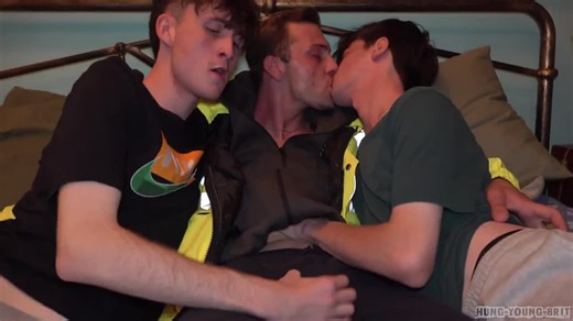3 Super Horny Brit Lads