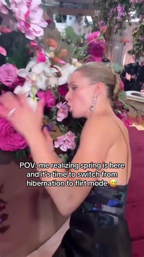 Spring Into Flirt Mode: How Flowers Revive Your Dating Spirit