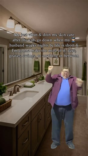 Lauren | On Shift | LEOW Printables + Merch on Instagram: "Listen. You can't control the schedule. Is it stressful? Sure! But why are so many of us insisting on making it more difficult for ourselves by focusing on the negative?! Do I always wish he was on days when he works graves? You bet. But guess what? Days has it's drawbacks too 🤷🏼‍♀️ so I'm going to choose to see night shift as built in "me time" & do my best to roll with the punches. Perspective is 100% within your contro