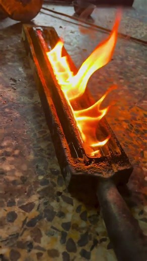 Elaborando una barra larga de oro #gold #experiment #welding #copper #hotmetal
