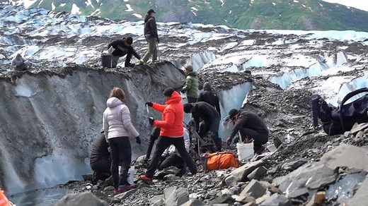 Army Team Searches for 1952 Plane Crash Victims in Alaska Glacier