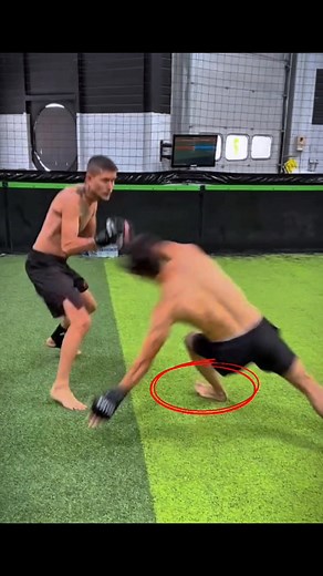 Powerful capoeira skill tutorial | Yoobirama