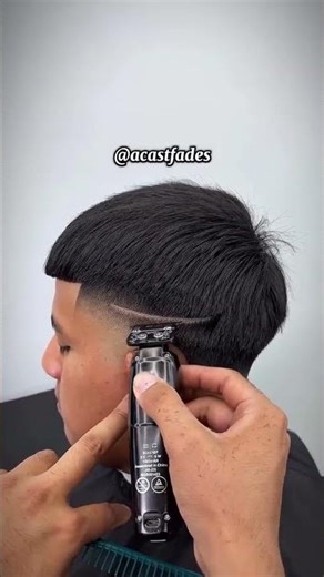 Sharp Line Up Tutorial | Clean Taper & Clipper Techniques #fade #barber #lineup