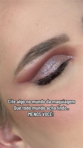 Se você deseja aprender essa técnica de olhos e várias outras,deixe seu comentário com “EU QUERO” e em breve estará disponível e envio o link do curso online para você! Passo a passso detalhado com lista de produtos já com link!