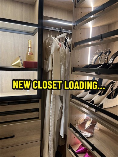 New girl closet so happy with how it turned out. #californiaclosets #girlcloset #luxurycloset #dreamcloset