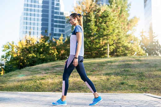 Walking: does it help with weight loss? Your 4 week-plan and nutrition tips