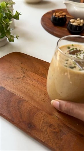 Making homemade vegan milk is so easy — and totally worth it! ✨ Just soak, blend, strain the almonds — and you’ve got fresh, clean almond milk with zero additives. We used it to whip up a delicious high-protein smoothie with banana, kesar, and dates. Tastes amazing, fuels you better. 🌱 Would you try this post-workout smoothie? #Veganrecipes #almondmilk #almondrecipes #healthyfood #veganfriendly #veganism #healthyliving #healthylifestyle | Conscious Food