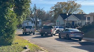 20K views · 141 reactions | MPD & Task Force making an arrest at Valley and 37th Ave. Multiple units on scene. | Scotty Ray Report | Facebook