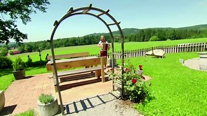 6K views · 148 reactions | LISA SEIDL " Solche Augen lügen ned " Austrian VOLKSMUSIK / VOLKSMUSIK autrichienne / VOLKSMUSIK austriaca | German Music Deutsche Musik Música Alemana of All Styles by Dimitri Caubet | Facebook