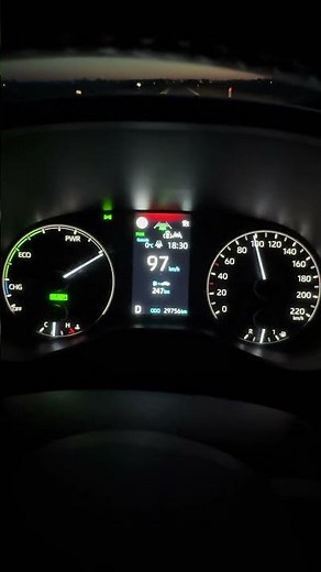 Toyota Yaris Hybrid full acceleration 0-120km/h winter