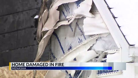 Garage fire in Menasha causes 'extensive' damage