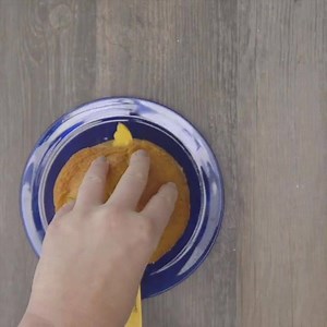 When it comes to smash cakes, the messier the better. Here's a DIY version that's better for baby. | HGTV