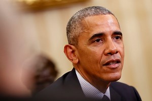 What Obama used the red button in the Oval Office for