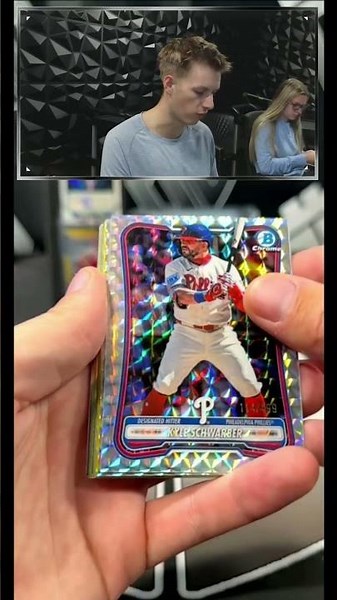 Can we profit from the new Bowman Chrome Baseball release? 🤔 #burtonbreaks #topps #baseballcards