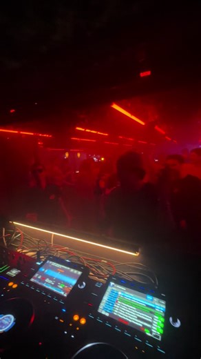 Thunderstruck House Music in Columbus, Ohio