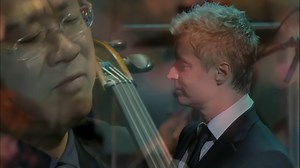 午後時光，小編想要分享Chris Botti和Yo-Yo Ma所演奏的新天堂樂園主題曲，9歲就開始演奏小號的Botti，儼然是美國獨一無二的王牌演奏家，除了是多次入圍葛萊美獎，更是美國金榜的常客。​ ​ Botti將小號吹奏的抒情浪漫，搭配Yo Yo Ma的大提琴，令人深陷在他們所構造的美妙旋律，let the beautiful melody heal our soul✨ | MNA 牛耳藝術