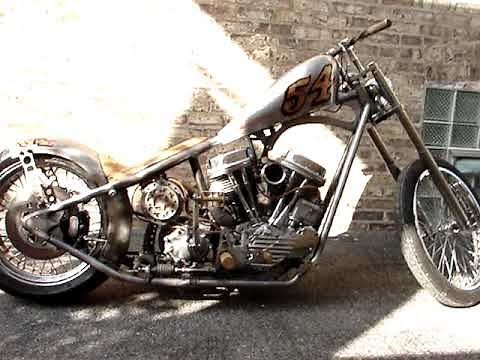 Panhead kick start. Kicking da 1954 Pan Head Chopper